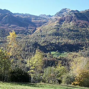 roulottes-montagne-pyrenees.midi-pyreneeshotels.com/