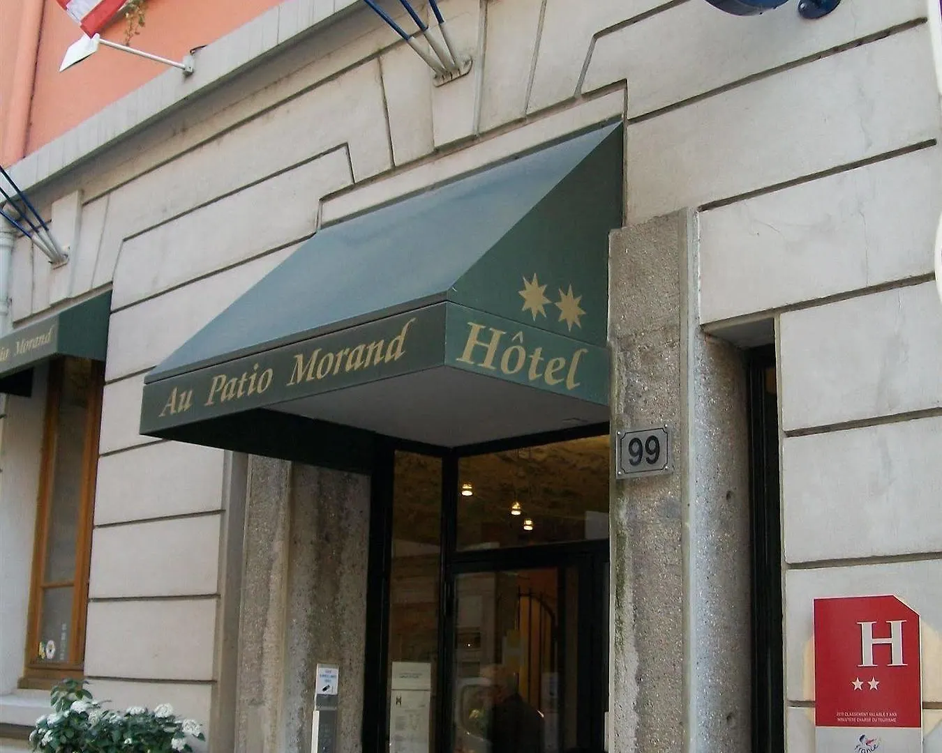 Au Patio Morand Hotel Lyon 3*,